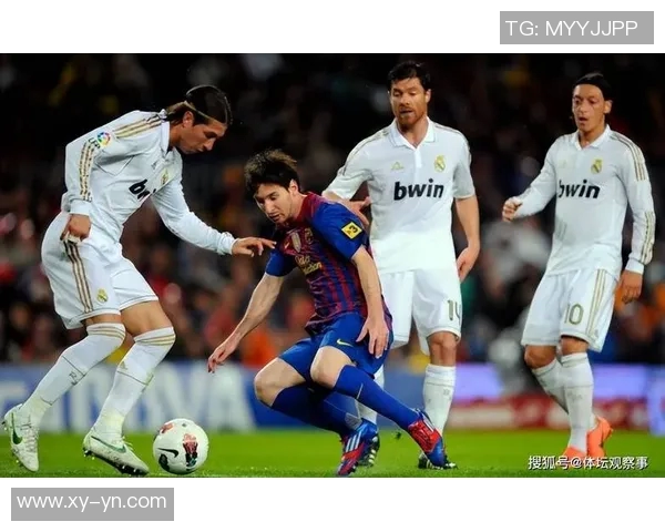 珀斯光荣与西部联历史交锋战绩回顾与分析